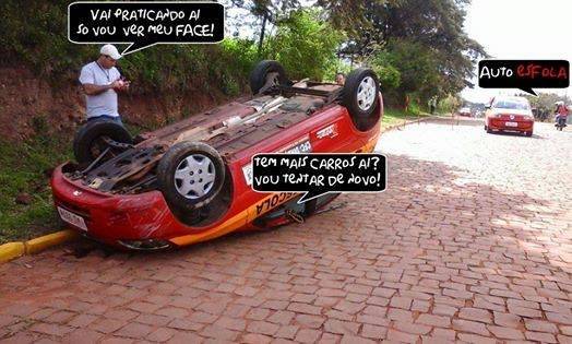 Aluna confunde pedal, acelera e capota com veículo de CFC em Santiago - foto 3