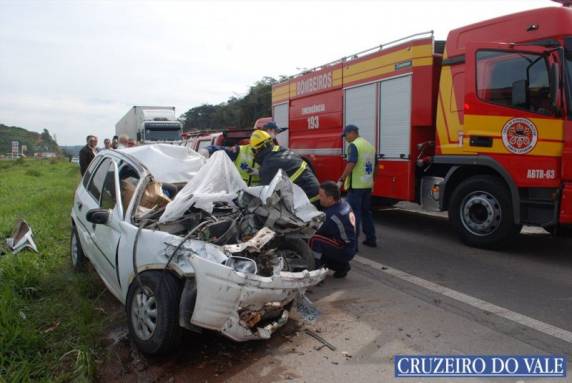 Mulher morre em acidente na BR-470, em Gaspar SC - foto 2