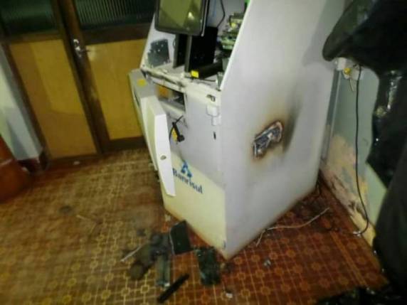 Caixas eletrônicos da Prefeitura de São Luiz Gonzaga são arrombados - foto 3