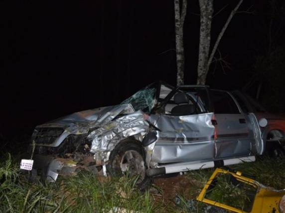 Cinco veículos colidem em Xanxerê e ao menos um homem morre - foto 3