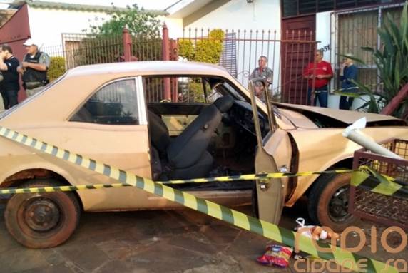Mulher morre depois de ser atropelada por automóvel - foto 3