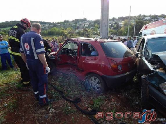 Acidente de trânsito na tarde deste sábado em Panambi resulta em seis pessoas feridas - foto 3