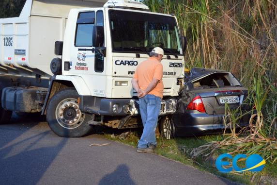 Médica morre em acidente de trânsito na ERS-332 no município de Arvorezinha - foto 3