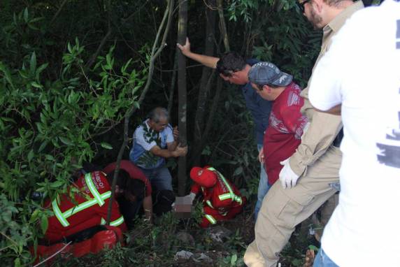 Casal fica gravemente ferido após acidente na ERS-446 - foto 3