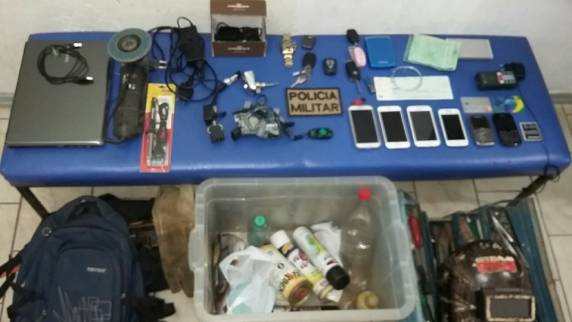 Polícia Militar de Itapema e Balneário Camboriú desarticulam quadrilha que 

clonava veículos - foto 7