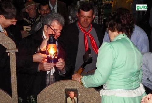 Emoção e Tradicionalismo no Acendimento da Chama Crioula 2015 em Crissiumal - foto 3