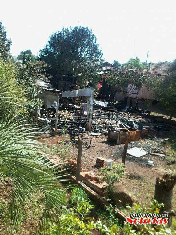 Mais uma casa é consumida pelo fogo em Tucunduva - foto 2
