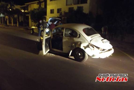 Motorista sem habilitação invade avenida e provoca acidente em Três de Maio - foto 5