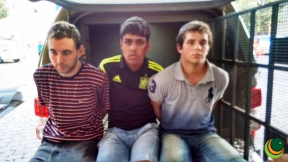 Acusados de furtar carros e pedir resgate são presos por policiais do BOE em Passo Fundo - foto 2