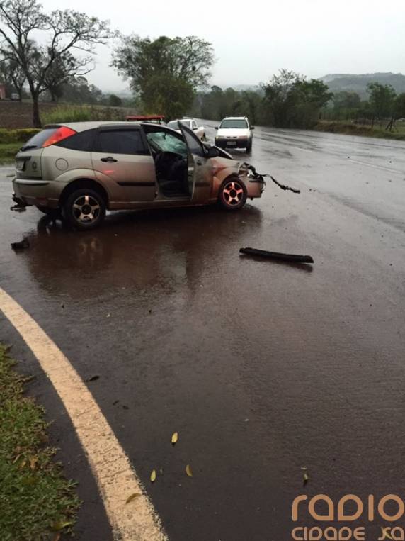Colisão
na BR 392 em Guarani das Missões deixa feridos neste domingo - foto 3