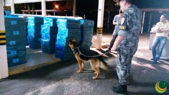 Brigada Militar apreende R$1,5 milhão em carga de cigarros trazidos do
Paraguai - foto 4