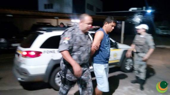 Brigada Militar apreende R$1,5 milhão em carga de cigarros trazidos do
Paraguai - foto 3