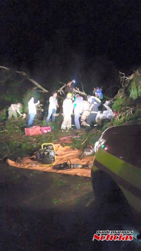 Temporal atinge com violência a cidade de Joaçaba SC - foto 2