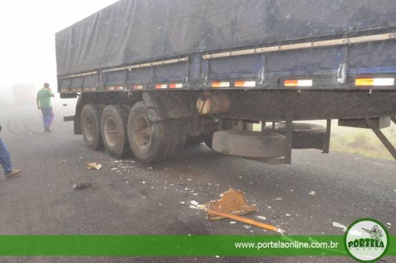 Carreta colide em ônibus na ERS-163 em Tenente Portela - foto 2