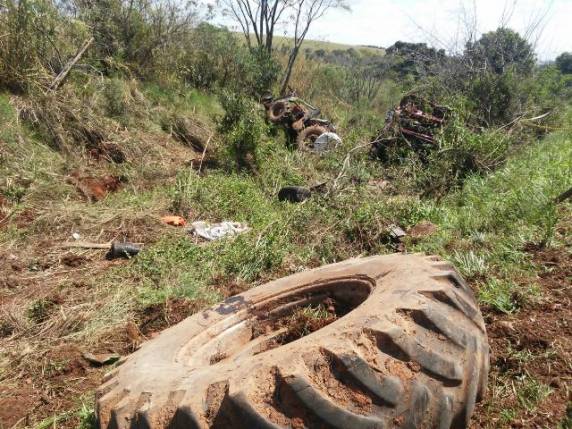 Acidente mata caminhoneiro em Carazinho - foto 5