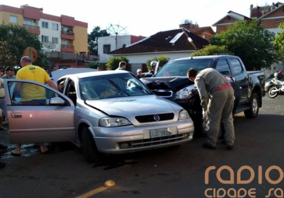 Acidente deixa mulher ferida na tarde desta quinta-feira, em Santo Ângelo - foto 3
