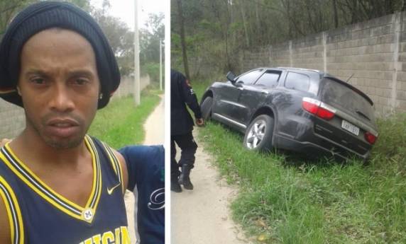 Fotos mostram Ronaldinho Gaúcho envolvido em acidente de trânsito na Restinga - foto 4