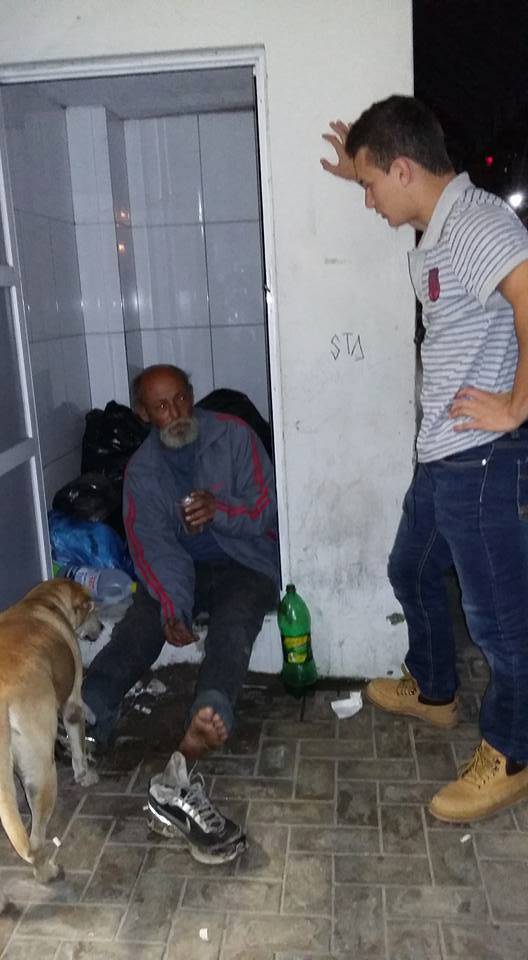 Homem natural de Passo Fundo vive como morador de rua em Itapema SC - foto 2