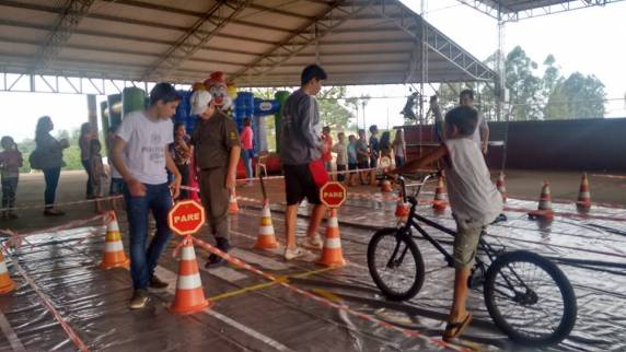 Pelotão Mirim/BM teve participação ativa no evento Criança no Parque - foto 2