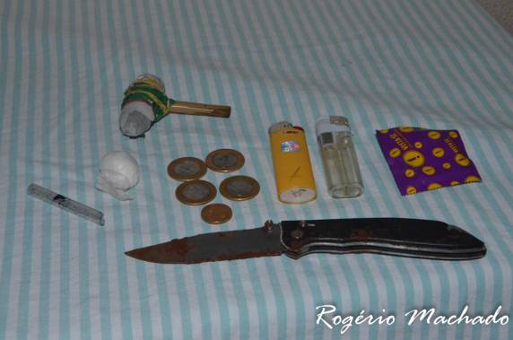 Homem é preso depois de tentar agredir policial com faca em Sarandi - foto 2