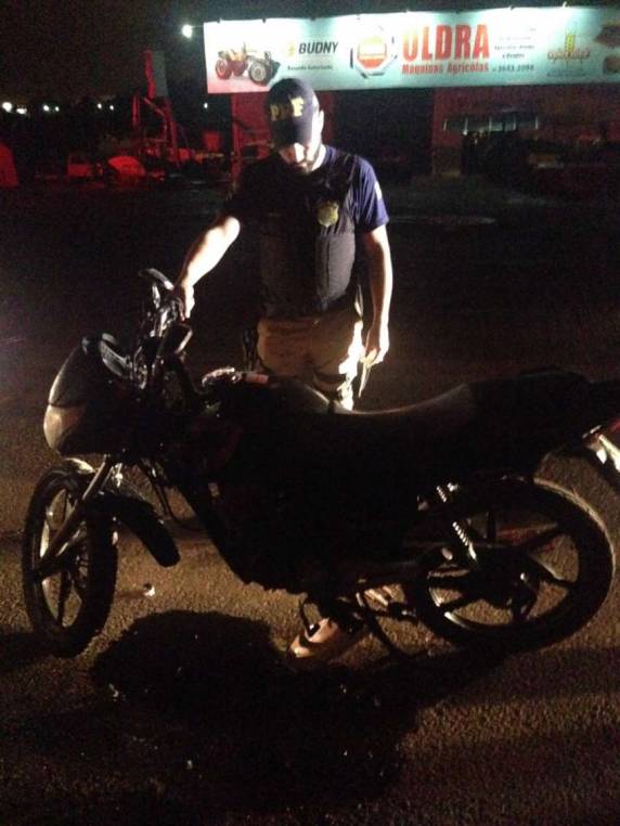 Motociclista sofre
lesões graves em colisão seguida de atropelamento na BR-163 - foto 4