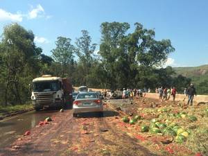 Acidente deixa mortos na BR-040, em Itabirito, na Região Central de Minas - foto 3