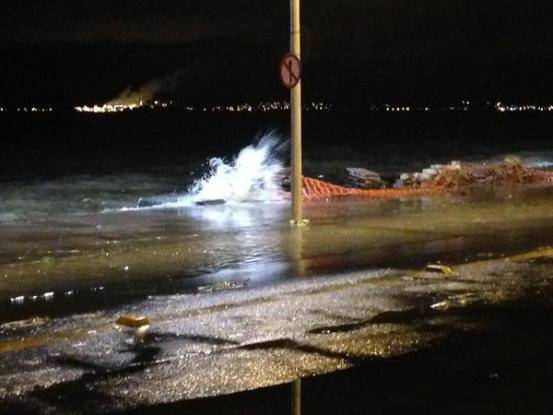 Águas já cobrem a Orla de Ipanema