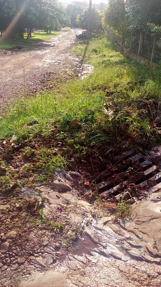 Munícipe de Independência relata em
texto e imagens situação estrutural de ruas da cidade - foto 5