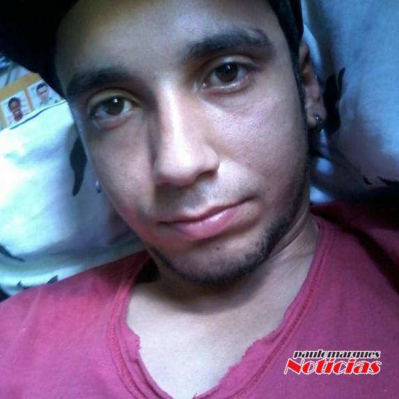 Acidente deixa um morto e
outro ferido com gravidade na ERS 344 em Santa Rosa - foto 4