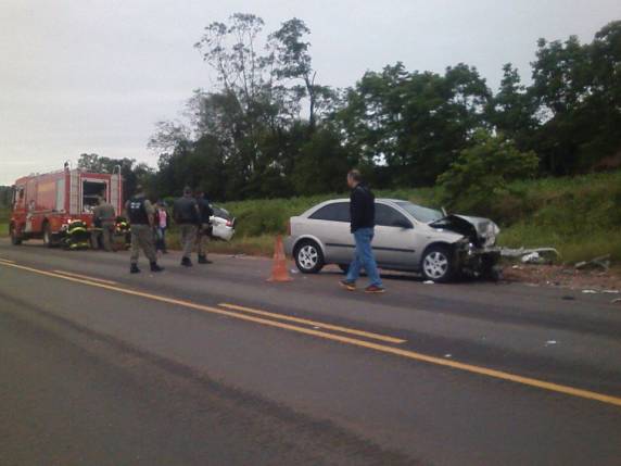 Colisão entre carros deixa um morto e seis feridos em Rio
Pardo - foto 3