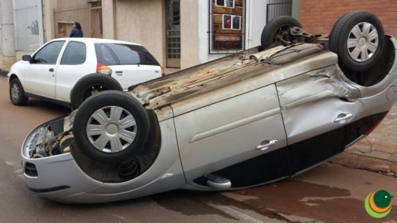 Capotamento é registrado em Passo Fundo - foto 3