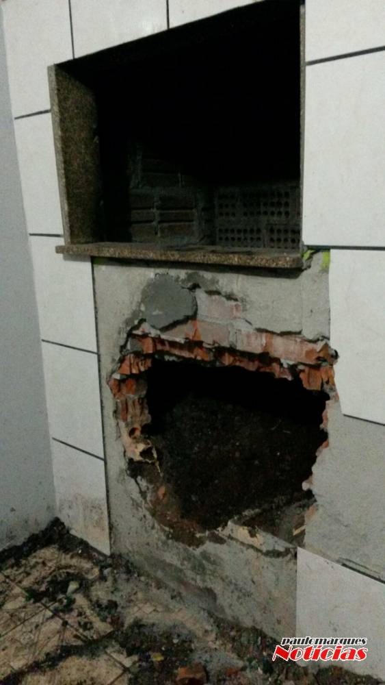Imagem mostra o local onde o corpo da jovem foi concretado depois de ser assassinada, em Horizontina - foto 2