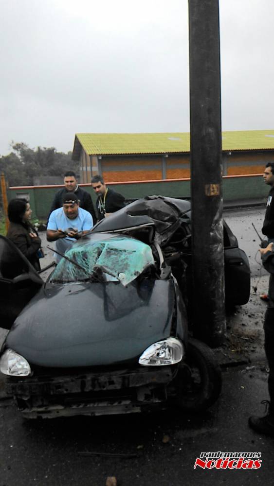 Grávida morre em acidente na avenida Santos Dumont em Joinville - foto 2