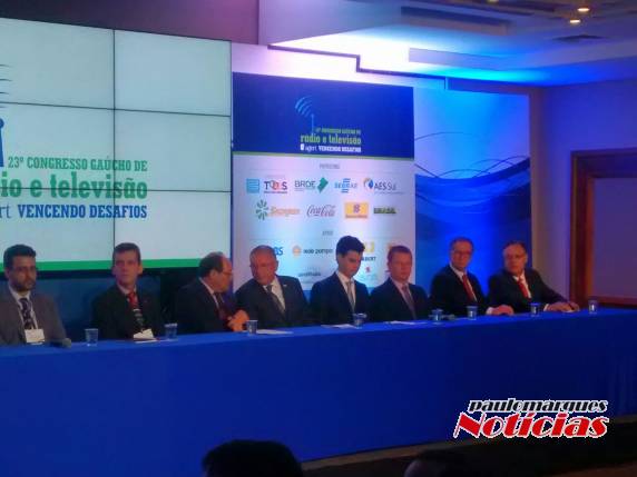 Rádio Colonial AM presente no 23º Congresso de Rádio e
Televisão em Canela - foto 3