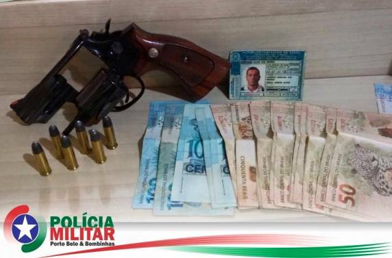 Polícia Militar prende homem por porte ilegal de aram de fogo e ameça, 

em Bombinhas - foto 2