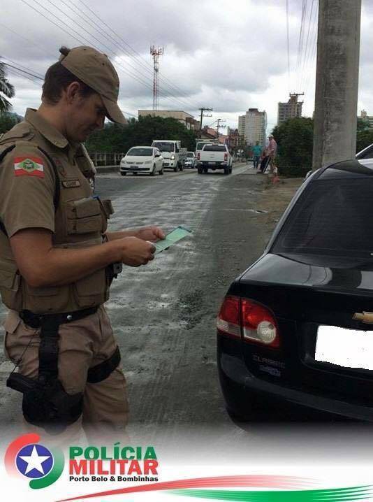 Comunidade e Polícia Militar de unem por um bairro melhor, e deflagra operação
'Todos Pelo Perequê' - foto 3