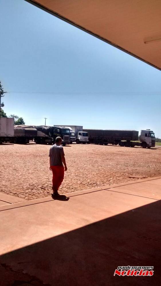 Movimento dos caminhoneiros ganha corpo na região de
Santa Rosa - foto 3