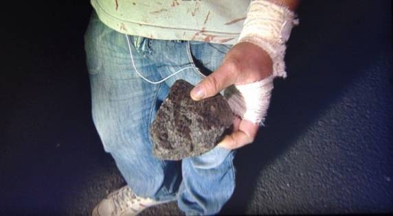 Caminhoneiro é atingido por pedra e tomba na BR-101 no RS - foto 3
