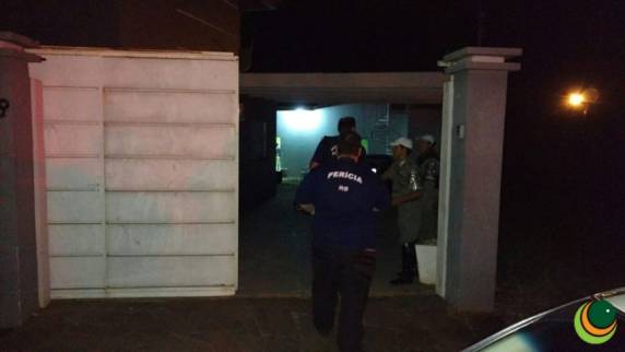 Três homens 

executados com tiros na cabeça em Passo Fundo - foto 5