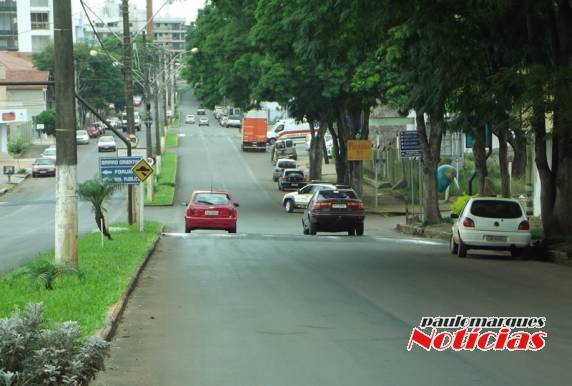 Prefeitura instala lombadas físicas e surpreende motoristas em Três de Maio - foto 5