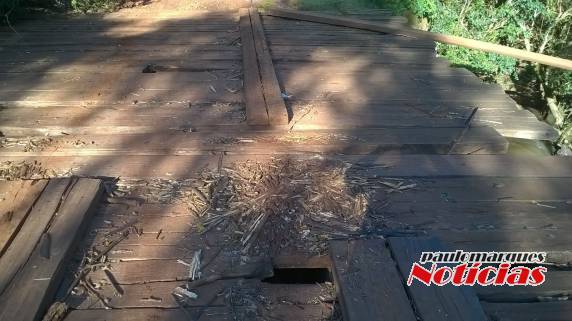 Situação de ponte é preocupante na divisa de Três de Maio e Santa Rosa - foto 2