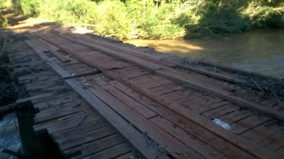 Situação de ponte é preocupante na divisa de Três de Maio e Santa Rosa - foto 7