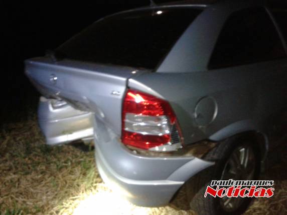 Veículo teve danos de
grande monta depois de uma saída de pista na BR-472 em Três de Maio - foto 2
