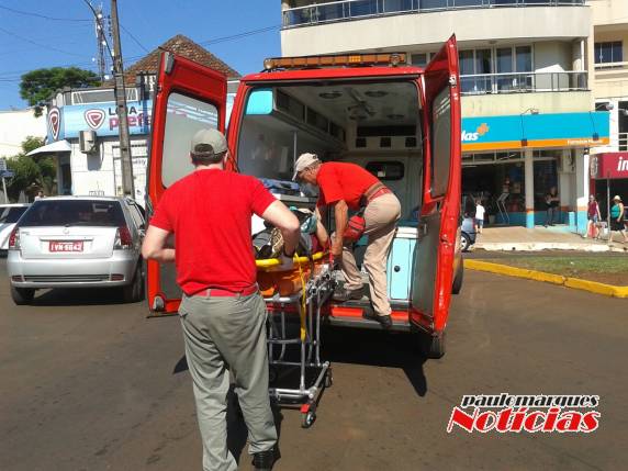 Ciclista fica ferida ao ser atingida por automóvel na rótula central em Três
de Maio - foto 5