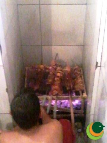 Detentos realizam festa na cela e enviam fotos
para Rádio Uirapuru - foto 2