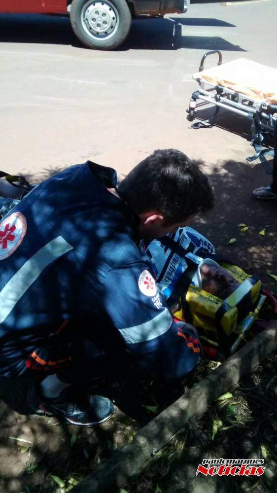 Piloto e carona de motocicleta ficam feridos em colisão com
automóvel - foto 6
