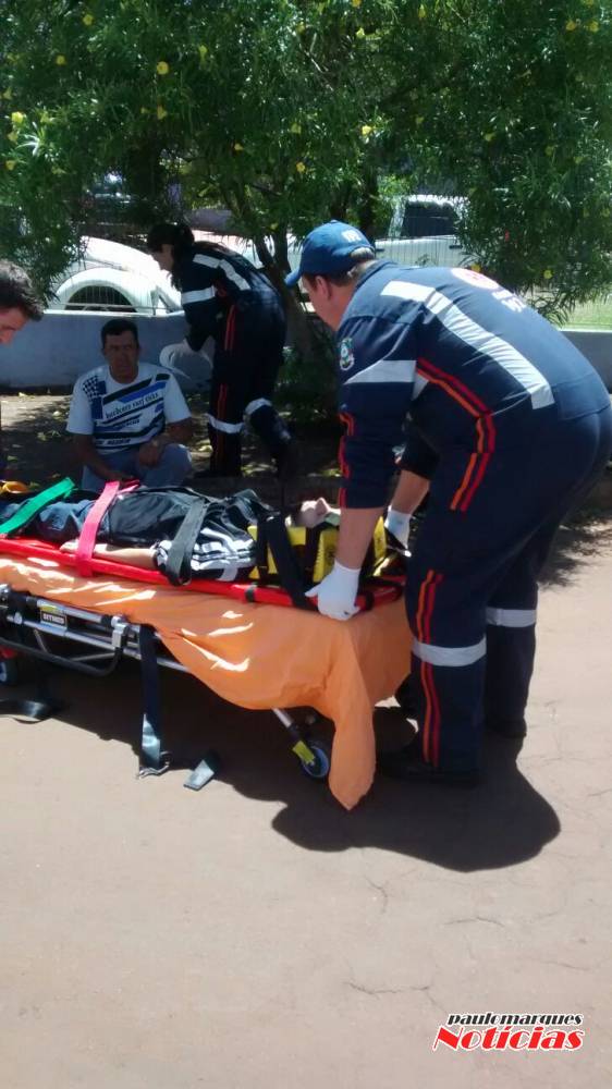 Piloto e carona de motocicleta ficam feridos em colisão com
automóvel - foto 5