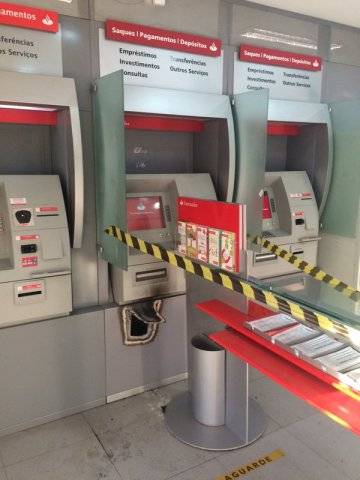 Estado registra quatro ataques a bancos 

nesta madrugada - foto 2