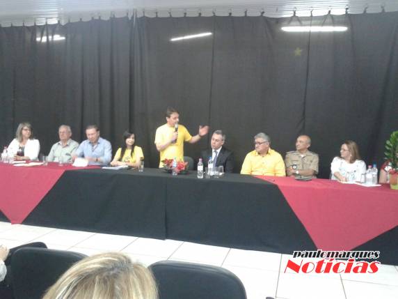 MP pela Educação: população expõe dificuldades do sistema de ensino em Três de Maio - foto 5