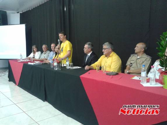 MP pela Educação: população expõe dificuldades do sistema de ensino em Três de Maio - foto 4